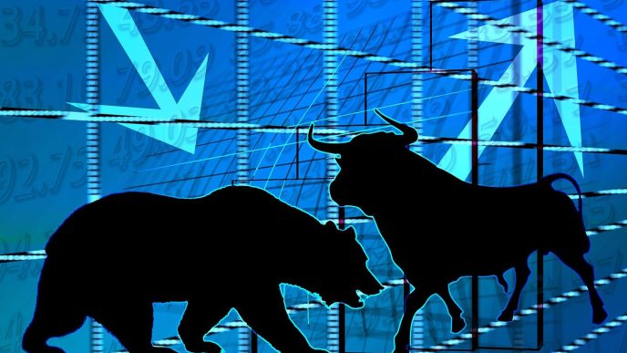 BTC Trades Within Descending Channel as CME Gap Gets Filled