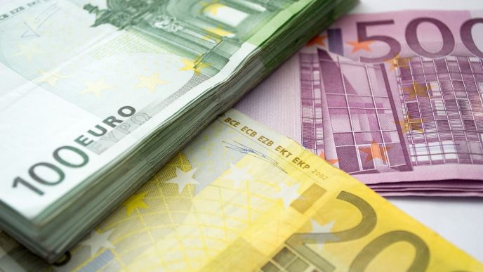 Euro Stablecoins’ Market Cap Surges to Nearly 0M as EUR/USD Rivals BTC’s H1 Gains