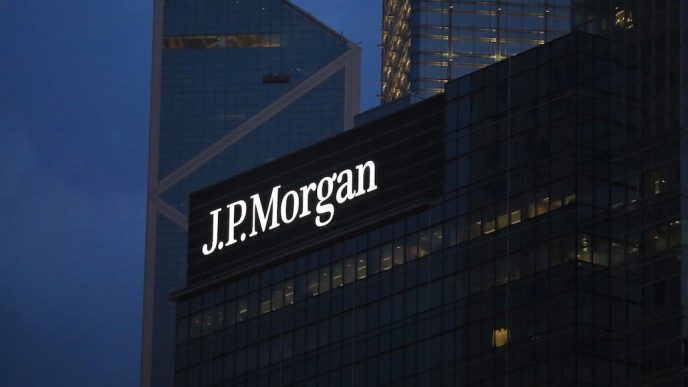 Bitcoin (BTC) Network Hashrate Declined in June as Miners Reacted to Recent Heatwave: JPMorgan