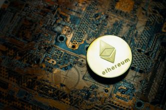 Tom Lee And Joe Lubin Raise 5M To Stack ETH